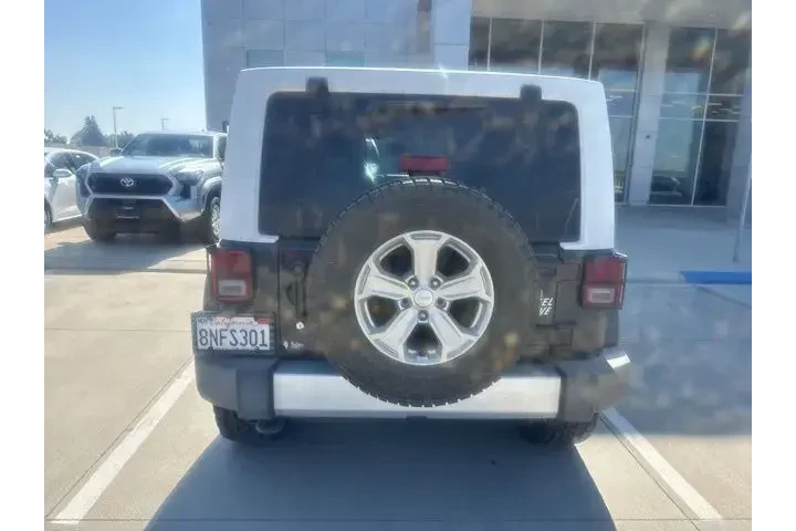$21900 : Jeep Wrangler Unlimited 2017 image 2
