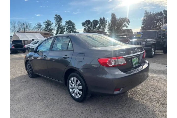 $9999 : 2012 Corolla L image 9