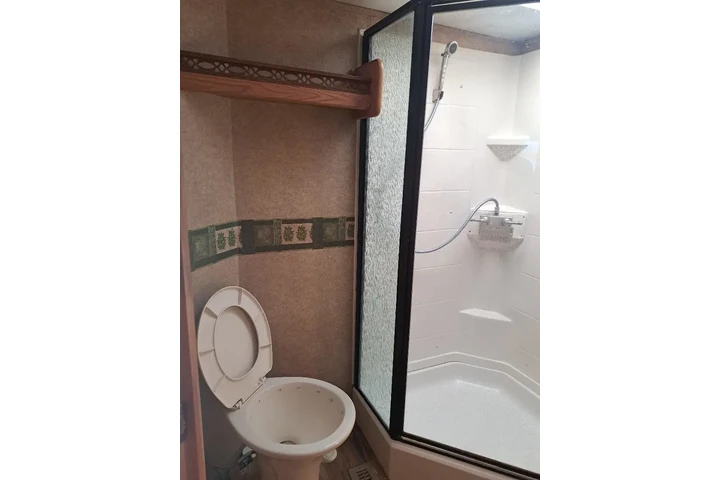 $1000 : rento rv 33 image 1