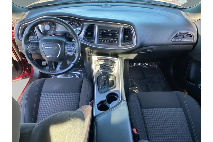 $30615 : Dodge Challenger 2021 SXT 2d image 10