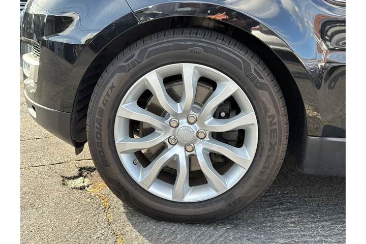 $17995 : Land Rover Range Rover Sport image 4