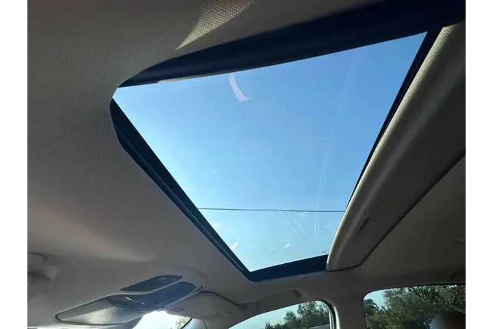 $23900 : 2020 Legacy Touring XT image 6