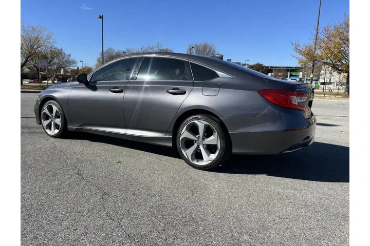 $12900 : 2018 Accord LX image 8