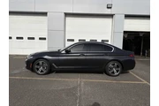 $30998 : BMW 5 Series 2021 AWD 530i x thumbnail