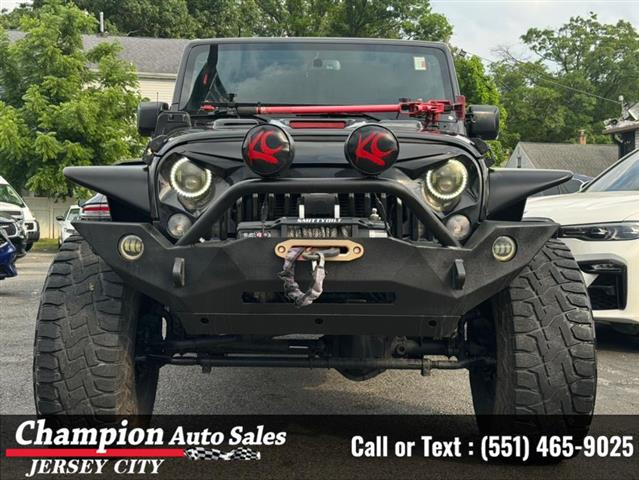 Used 2016 Wrangler Unlimited image 4