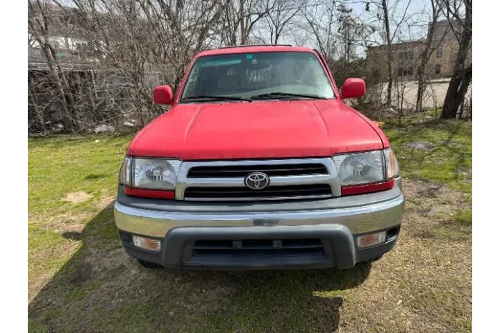 $7495 : 2000 4Runner SR5 image 6