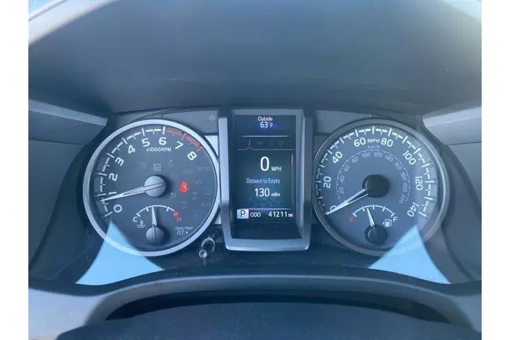 Toyota Tacoma 2023 4x4 TRD P image 10