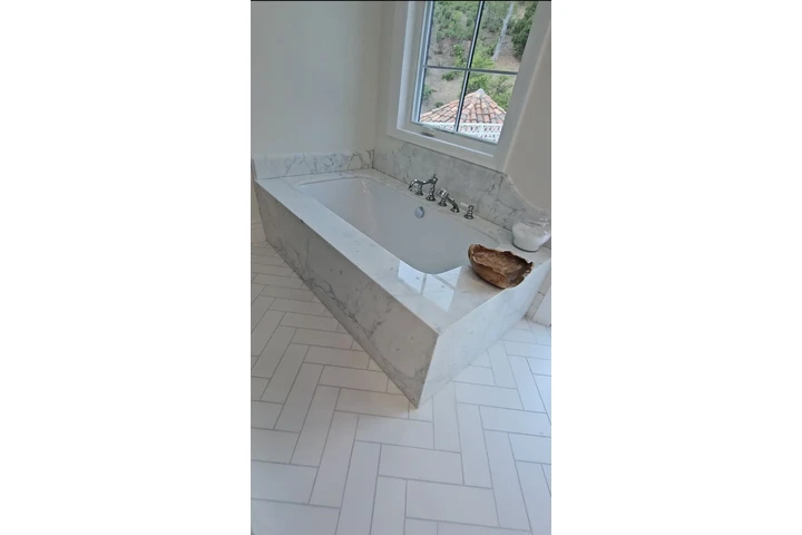 E&J OnixMarble image 7