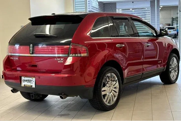 $8677 : Lincoln MKX 2010 AWD 4dr SUV image 4