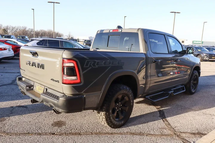 $45988 : 2023 1500 Rebel 4x4 Crew Cab image 4