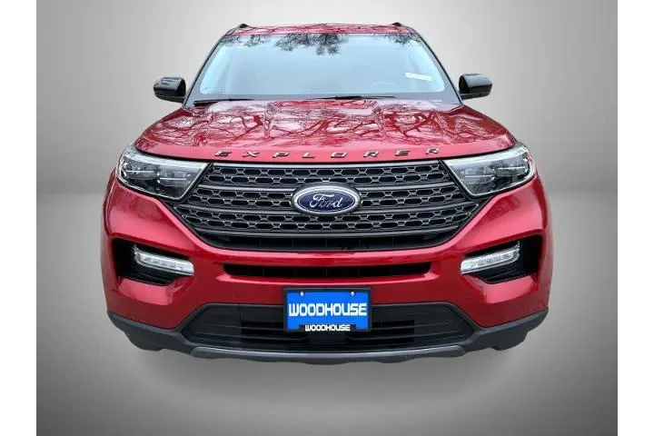 $32995 : Ford Explorer 2023 AWD XLT 4 image 2