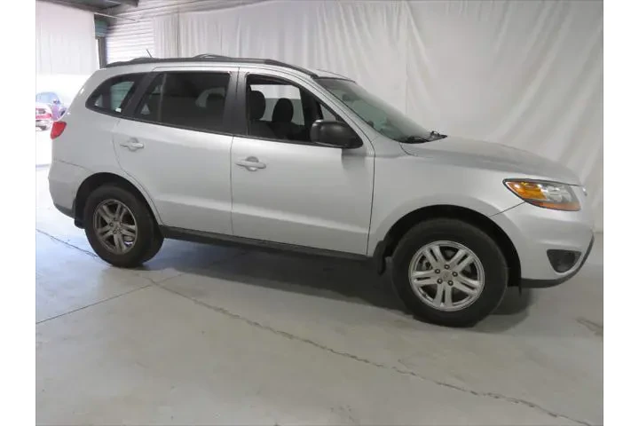 $7988 : Hyundai SANTA FE 2011 GLS 4d image 7