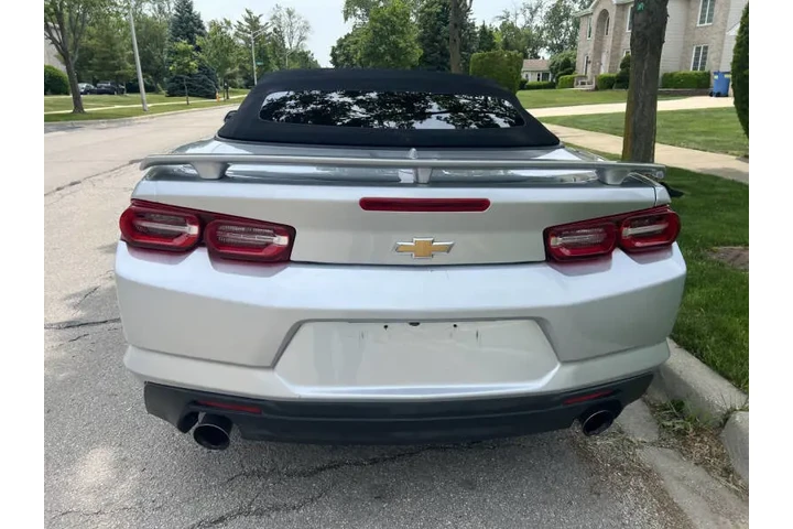 $18977 : 2019 Camaro LT image 6