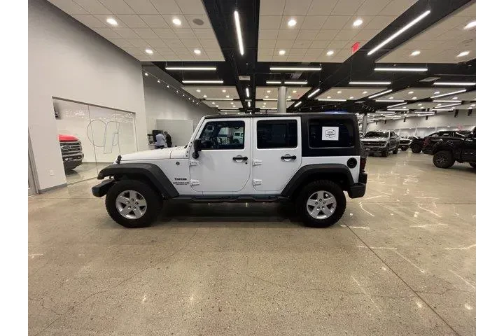 $22990 : Jeep Wrangler Unlimited 2017 image 5