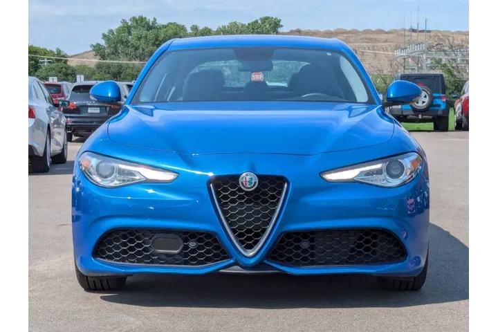 $19475 : 2018 Alfa Romeo Giulia Sport image 4