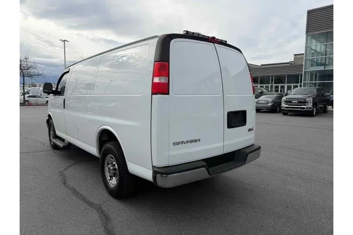 $24874 : GMC Savana 2023 2500 3dr Car image 5