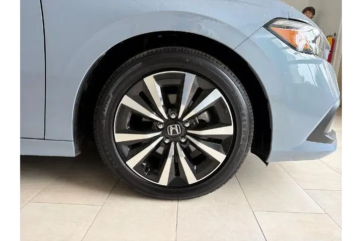$25553 : Honda Civic 2024 EX 4dr Seda image 8
