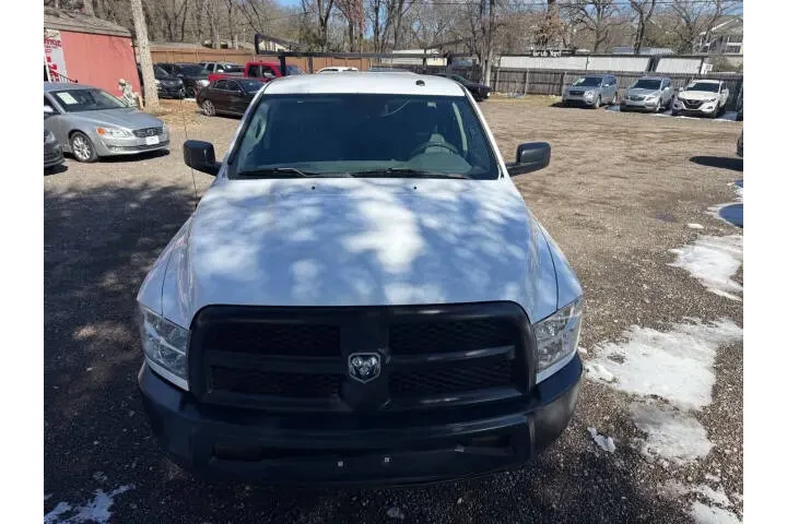 $15995 : 2017 2500 image 3