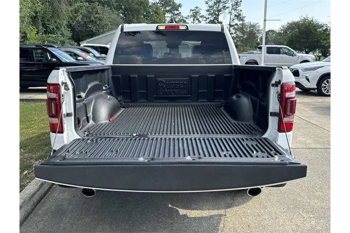 $33888 : Ram 1500 2024 4x2 Laramie 4d image 6