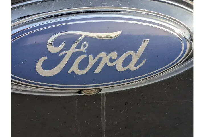 $15991 : Ford F-150 2011 4x2 Lariat 4 image 8