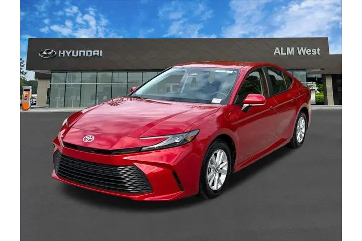 $26420 : Toyota Camry 2025 LE 4dr Sed image 1