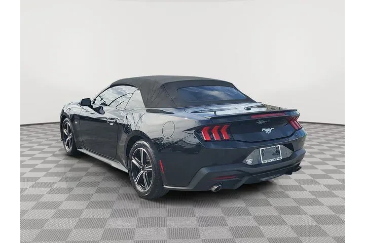 $27992 : Ford Mustang 2024 EcoBoost 2 image 3