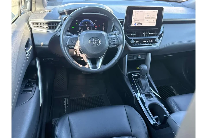 $31075 : Toyota Corolla Cross Hybrid image 9