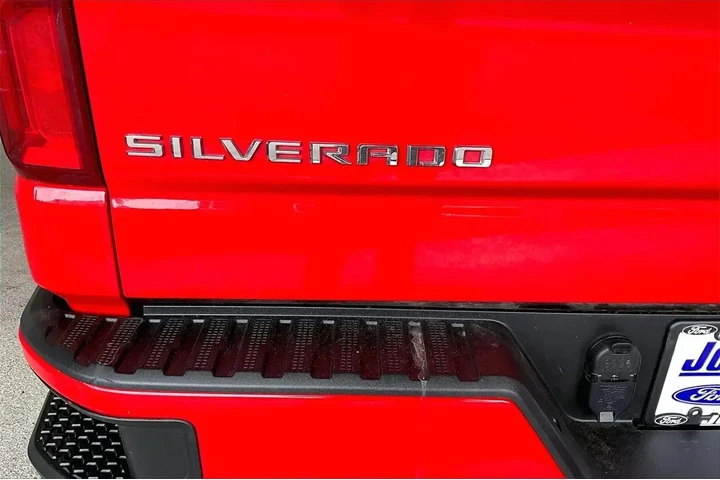 $27995 : Chevrolet Silverado 1500 202 image 9