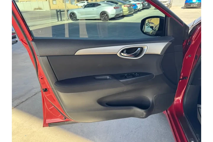 2013 Sentra SV image 10