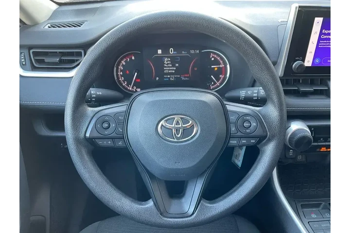 $27500 : Toyota RAV4 2024 AWD LE 4dr image 3