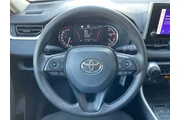 $27500 : Toyota RAV4 2024 AWD LE 4dr thumbnail
