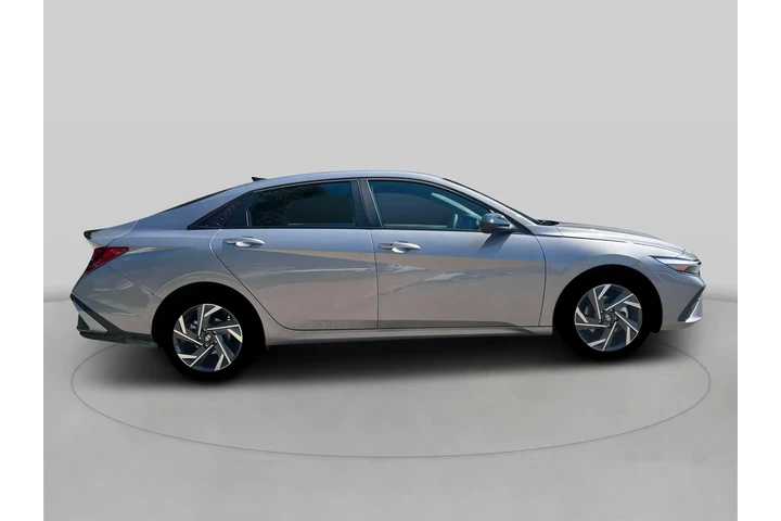 $17490 : Hyundai ELANTRA 2025 SEL Spo image 9
