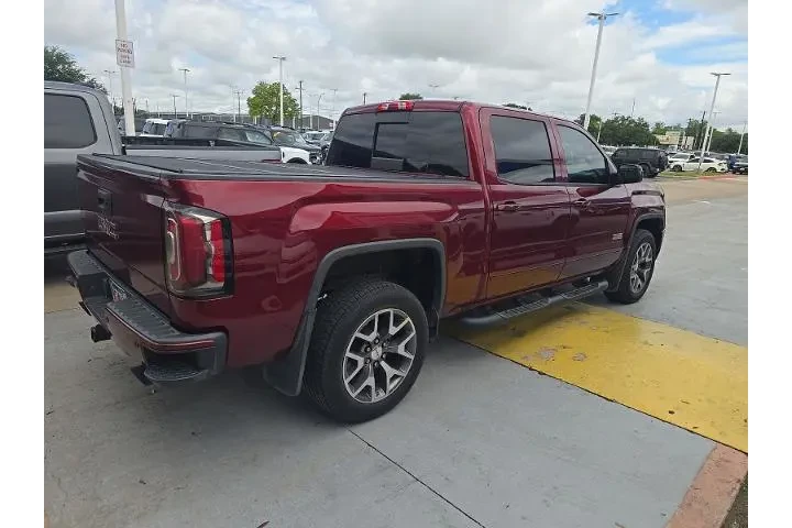 $28998 : GMC Sierra 1500 2017 4x4 SLT image 3