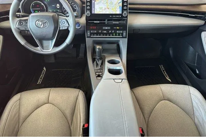 $36900 : Toyota Avalon Hybrid 2021 Li image 6