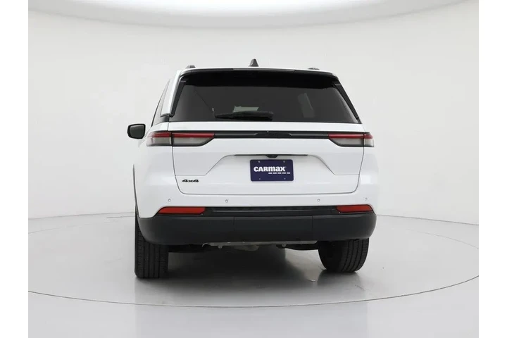 $31998 : Jeep Grand Cherokee 2023 4x4 image 4