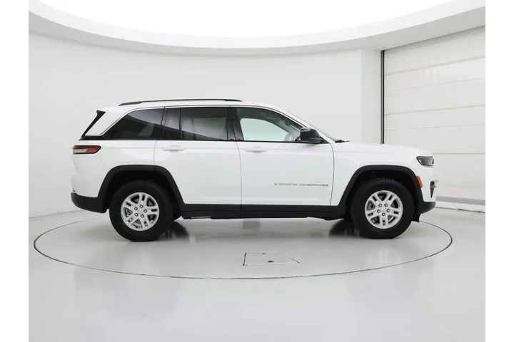 $28998 : Jeep Grand Cherokee 2023 4x4 image 7