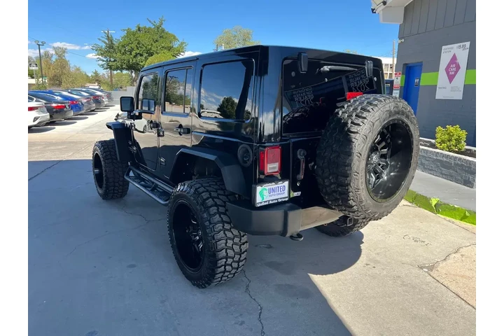 2017 Wrangler Unlimited Sahar image 7