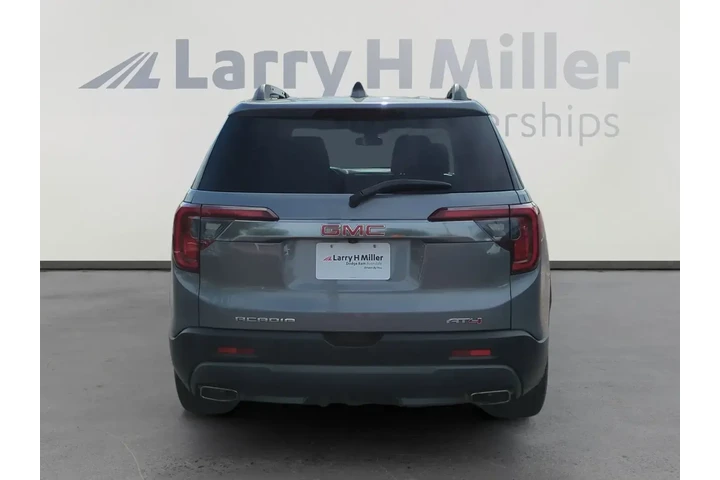 $28995 : GMC Acadia 2022 4x4 AT4 4dr image 4