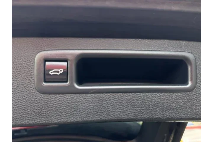 $29998 : Toyota Highlander 2024 AWD L image 10