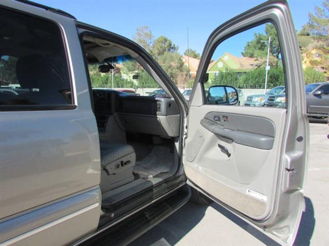 $7995 : 2003 Suburban 1500 image 10