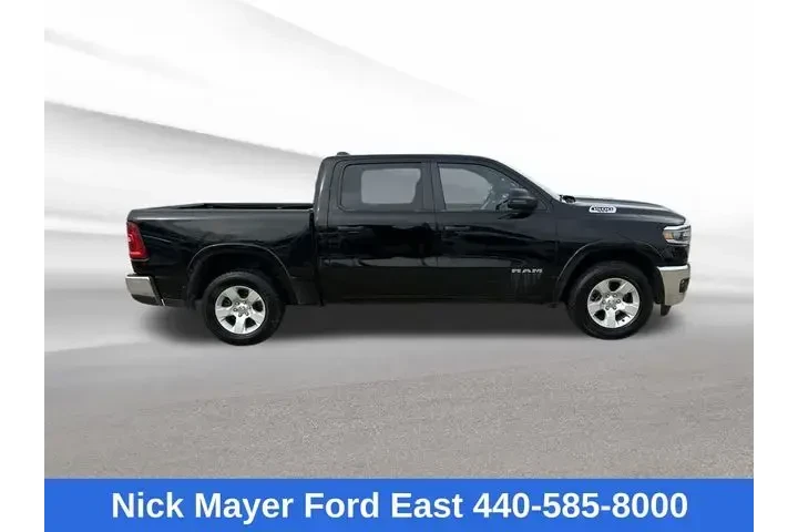 $34995 : Ram 1500 2025 4x4 Big Horn 4 image 8