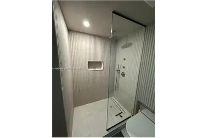 $4500 : Rental property with 2 bedro image 10