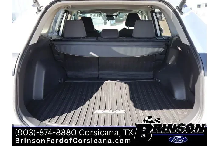 $31990 : Toyota RAV4 2024 AWD XLE 4dr image 9