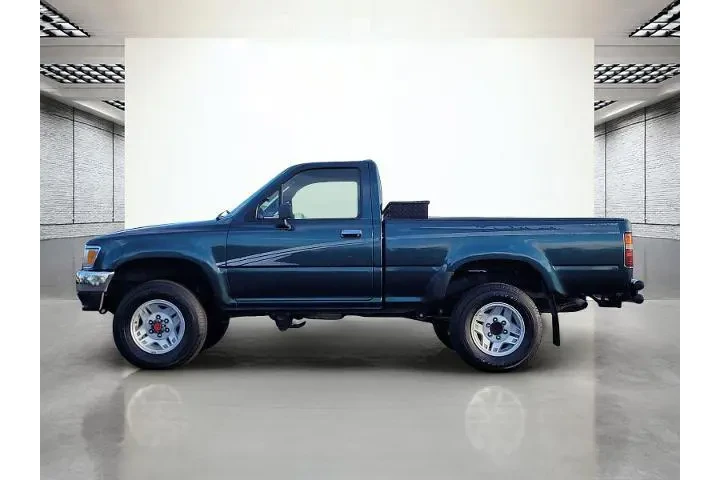 $8988 : Toyota Pickup 1994 2dr DX 4W image 10