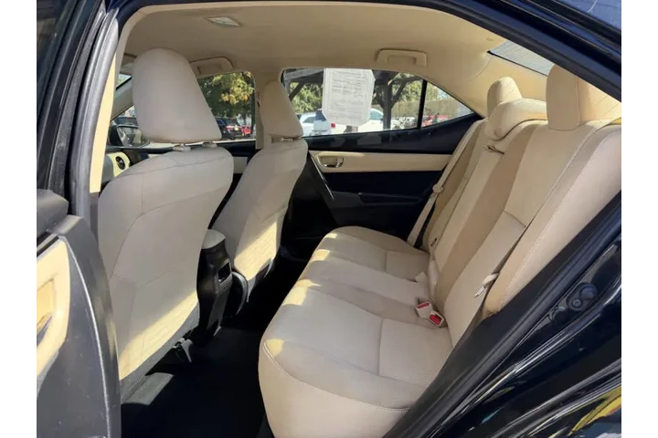 2019 Corolla L image 7