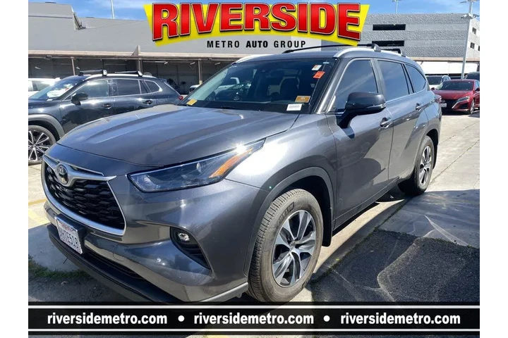 $37991 : Toyota Highlander 2023 XLE 4 image 1