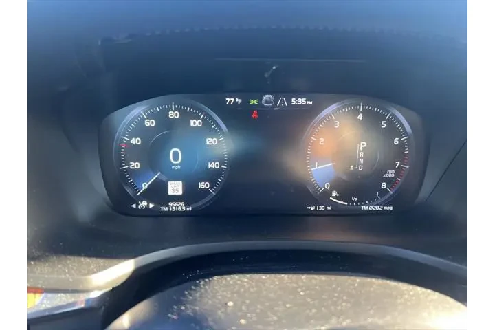 $22661 : Volvo V60 Cross Country 2021 image 8