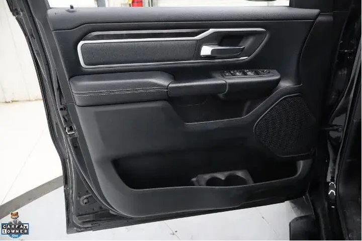 $29995 : Ram 1500 2021 4x4 Big Horn 4 image 10