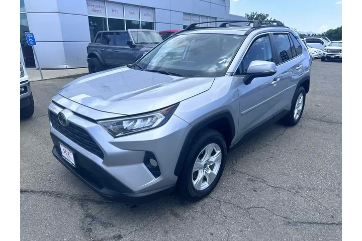 $24995 : 2021 RAV4 XLE image 3