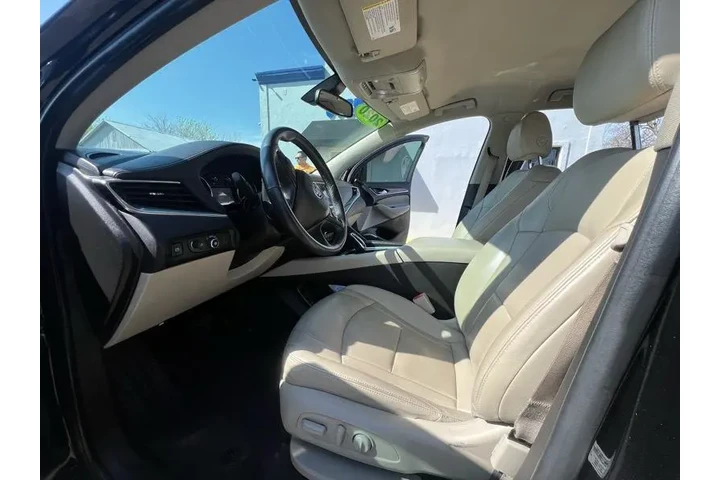 2020 Enclave Essence FWD image 8